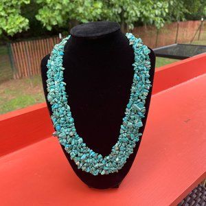 Turquiose stone necklace